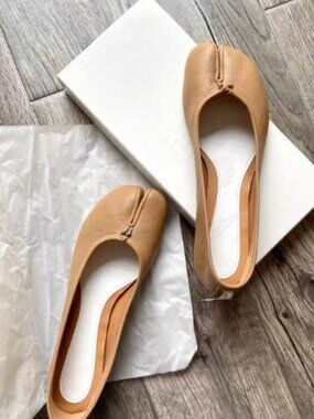 Maison Martin Margiela brown flats